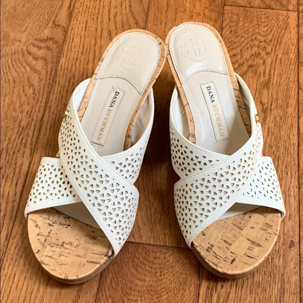 NWOT Dana Buchman White Perforated Sandals